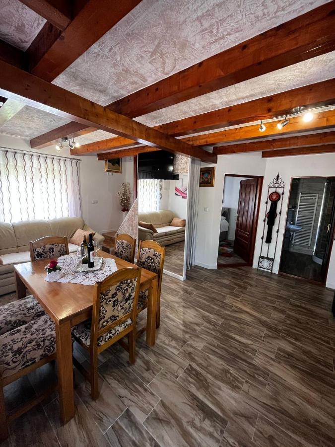 Отель Plitvice Pension Perisic Кореница Экстерьер фото